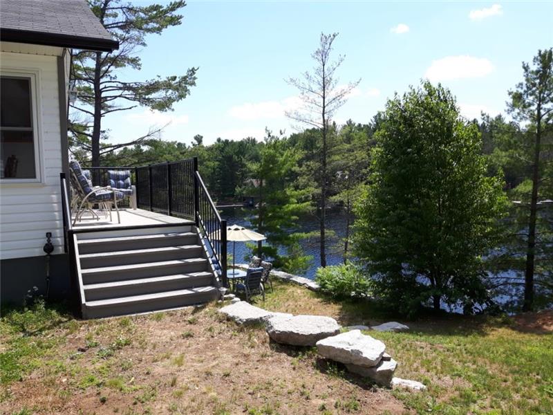 Lakefront Cottage for Rent on Riley Gravenhurst Cottage Rental DI