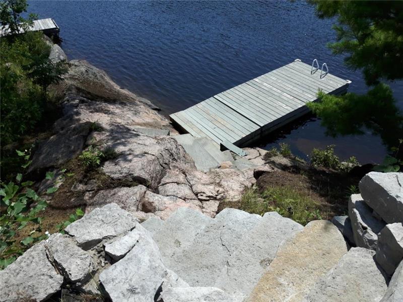 Lakefront Cottage for Rent on Riley Gravenhurst Cottage Rental DI