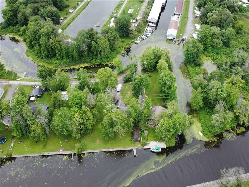 Cozy Lakefront Cottage Pefferlaw Cottage Rental DI38125