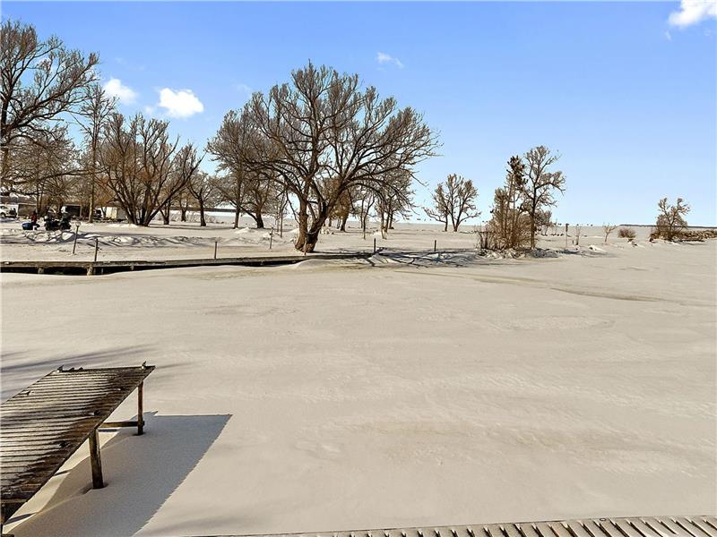 Cozy Lakefront Cottage Pefferlaw Cottage Rental DI38125