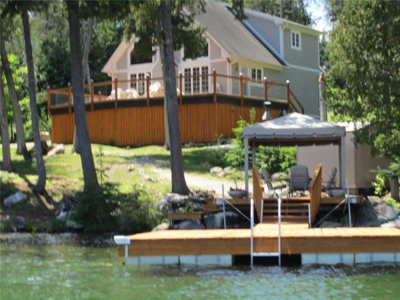 Chalet des Pins Bouchette Cottage Rental PL38167 CottagesInCanada