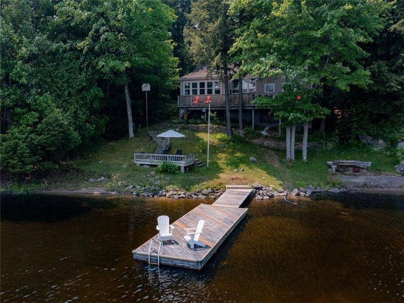 Casa Luna - Bala Cottage Rental | DI-38245 | CottagesInCanada
