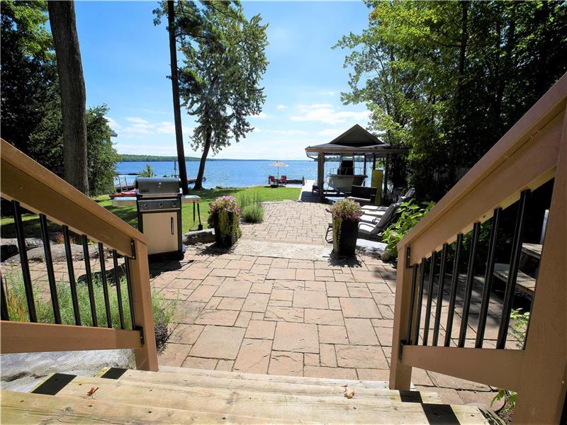 Bobcaygeon Waterfront Home*Pigeon Bobcaygeon Cottage Rental GL