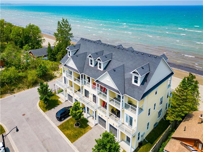 30th Street Beach House 4 Wasaga Beach Cottage Rental GL38307