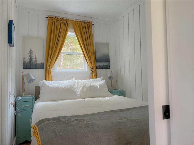 South Shore Green Bay Nova Scotia 3 Bridgewater Cottage Rental PL