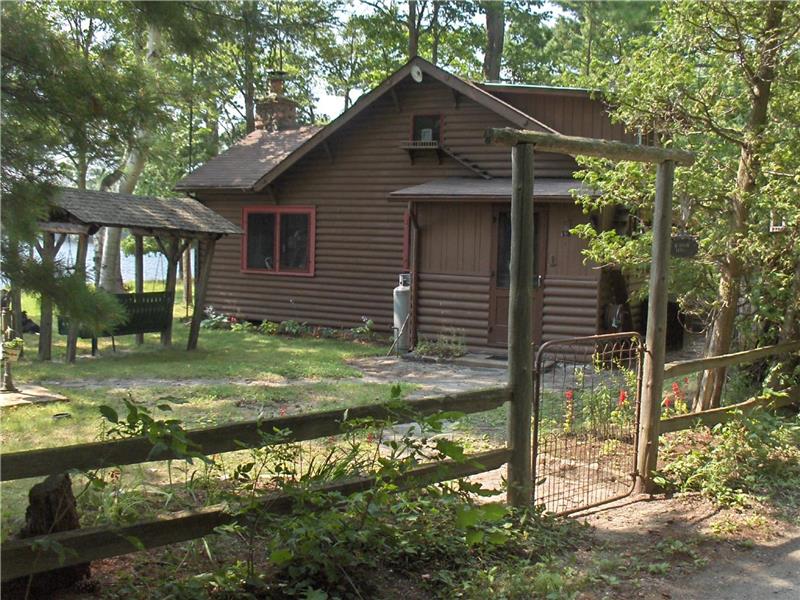 3bedroom waterfront heritage Bobs Westport Cottage Rental GL38316