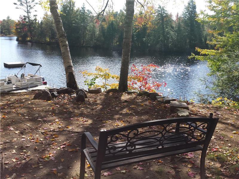 Cottage in Bracebridge 1400ft Bracebridge Cottage Rental GL38330