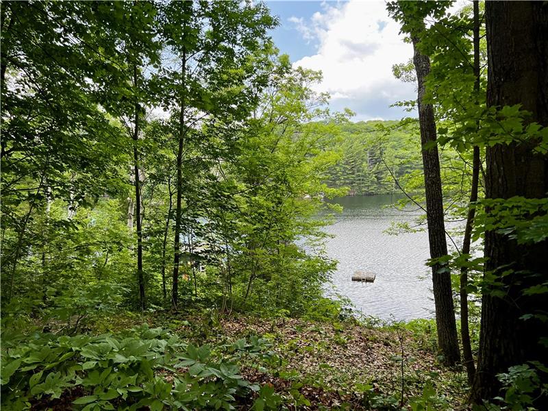 Horseshoe Lake Cottage Parry Sound Cottage Rental PL38353 CottagesInCanada