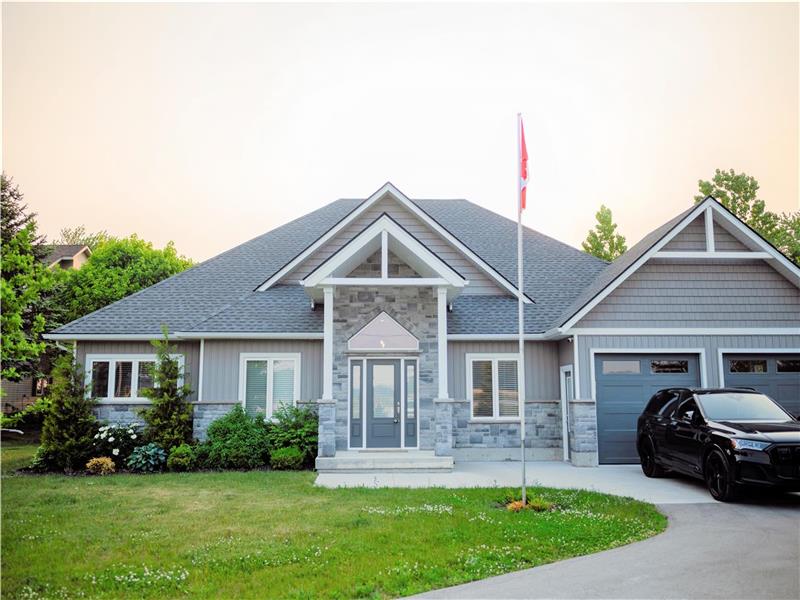 Spacious Modern Lake House with Zurich Cottage Rental PL38456