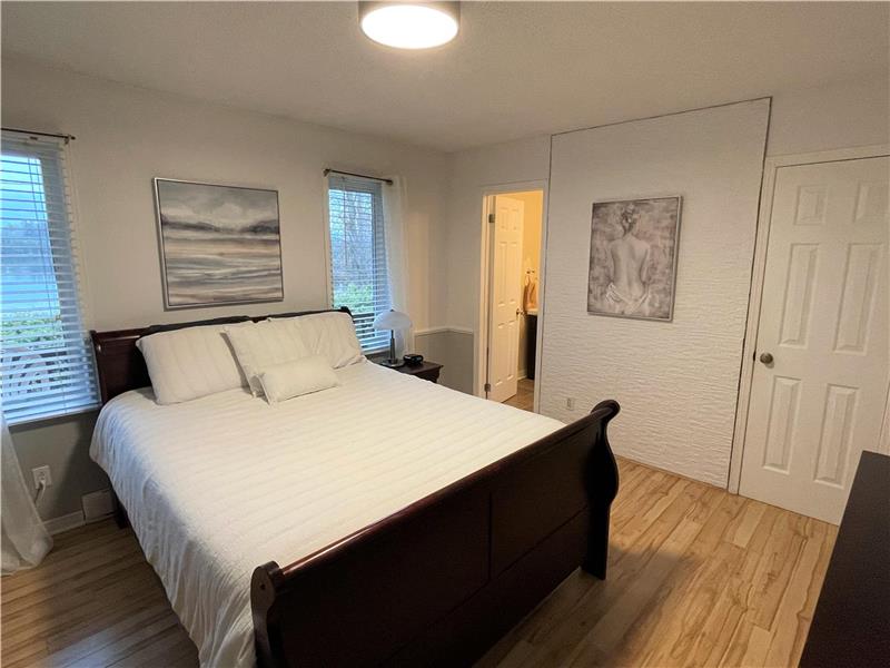 Bliss Cottage Bowman Cottage Rental GL38627 CottagesInCanada