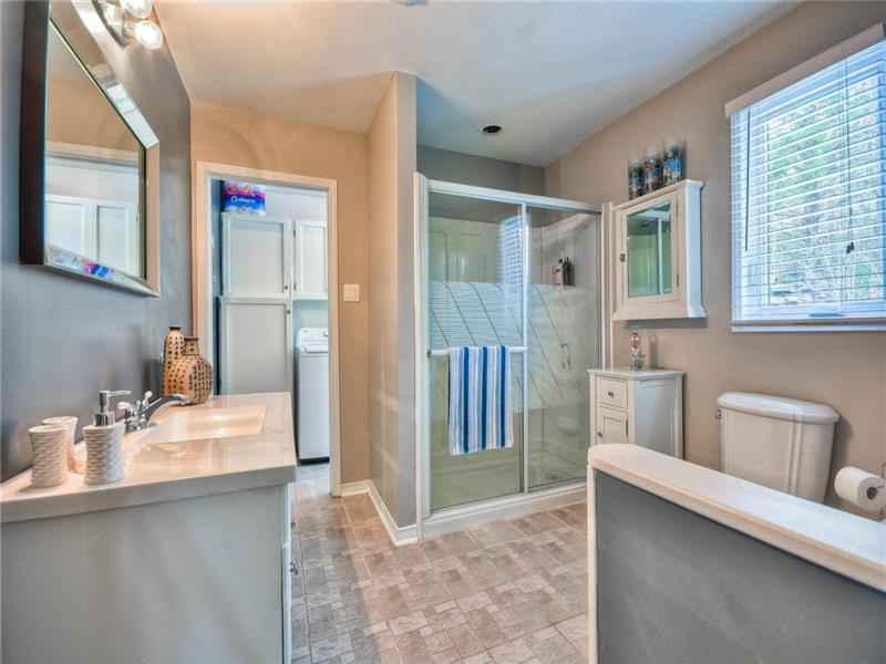 Bliss Cottage Bowman Cottage Rental DI38627 CottagesInCanada