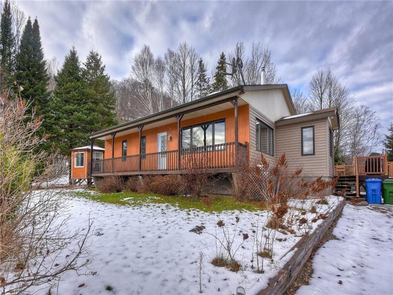 Bliss Cottage Bowman Cottage Rental GL38627 CottagesInCanada