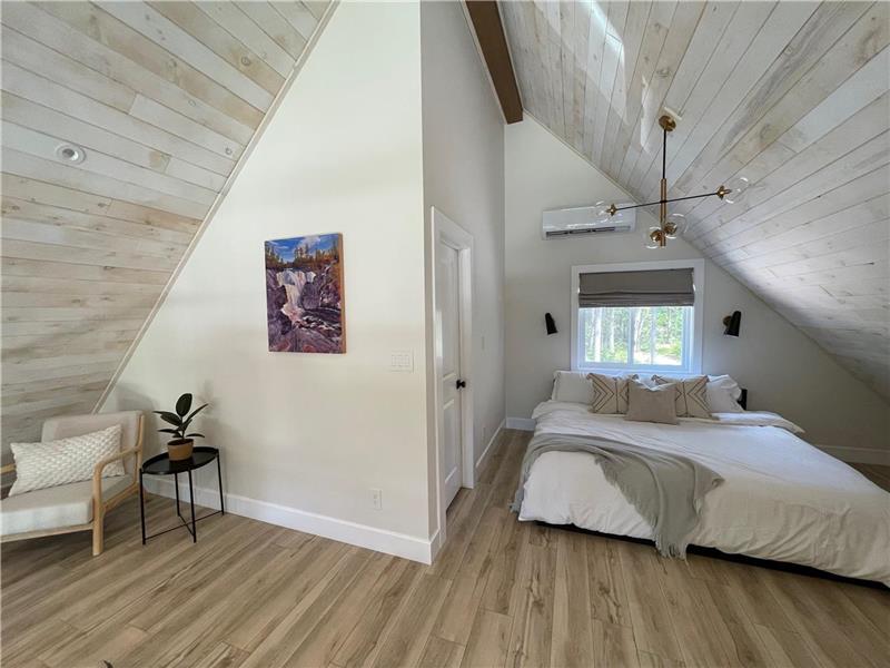 The Chutes Chalet 4 Season River FortCoulonge Cottage Rental GL