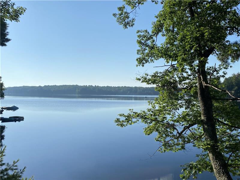 Anstruther Lake Cottage Apsley Cottage Rental GL38780 CottagesInCanada