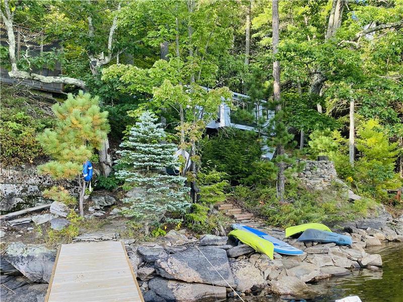 Anstruther Lake Cottage Apsley Cottage Rental GL38780 CottagesInCanada
