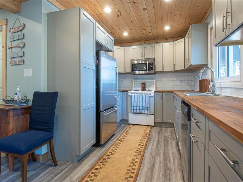 Lucerne Lookout PetFriendly 4BR Bancroft Cottage Rental PL38840