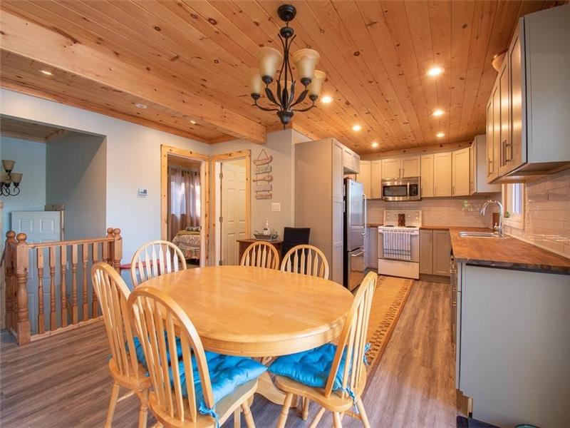 Lucerne Lookout PetFriendly 4BR Bancroft Cottage Rental PL38840