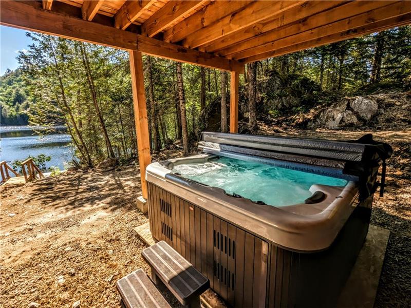 Rental cottages 6 bedrooms, 20 GrenvillesurlaRouge Cottage for