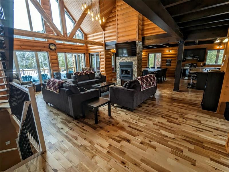 Rental cottages 6 bedrooms, 20 GrenvillesurlaRouge Cottage for