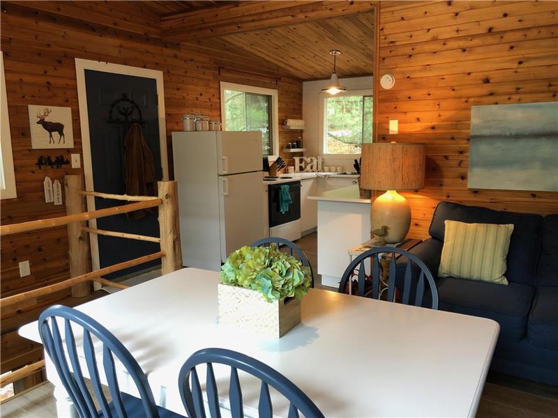 Updated Cottage in Port Franks Port Franks Cottage Rental GL38945