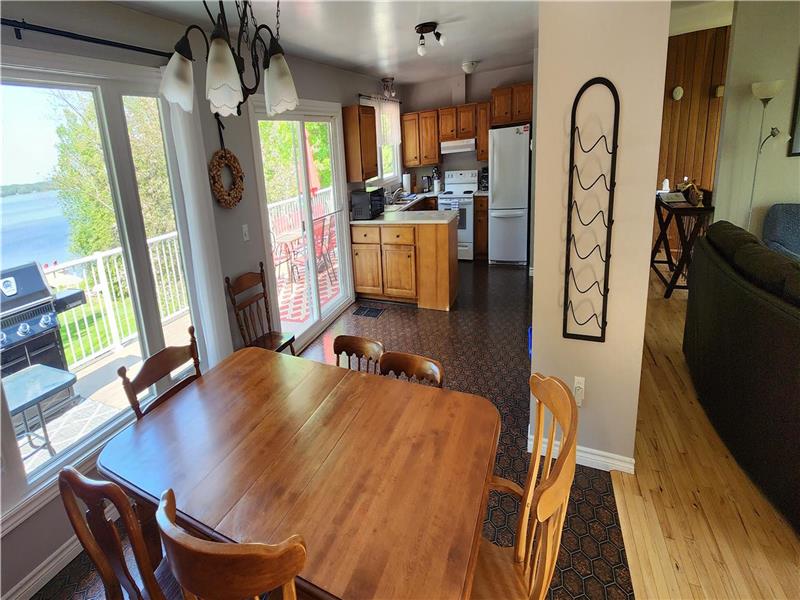 Serendipity Oaks Cottage Powassan Cottage Rental DI39108