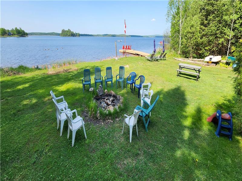 Serendipity Oaks Cottage Powassan Cottage Rental DI39108
