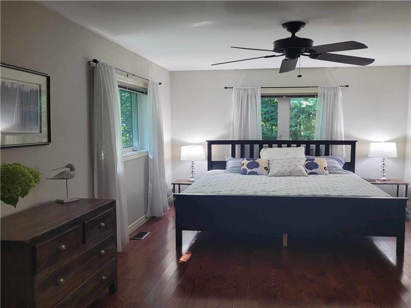 Waltonian Lake House Retreat Callander Cottage Rental GL39124