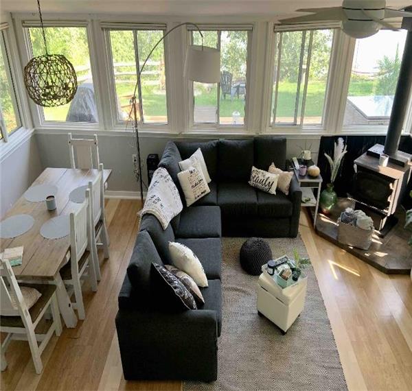 Lake Life Living (pet friendly) Camlachie Cottage Rental GL39183