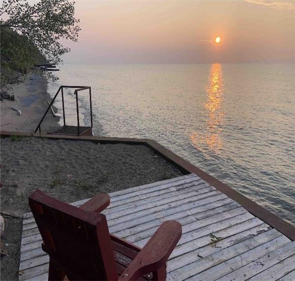 Lake Life Living (pet friendly) Camlachie Cottage Rental GL39183