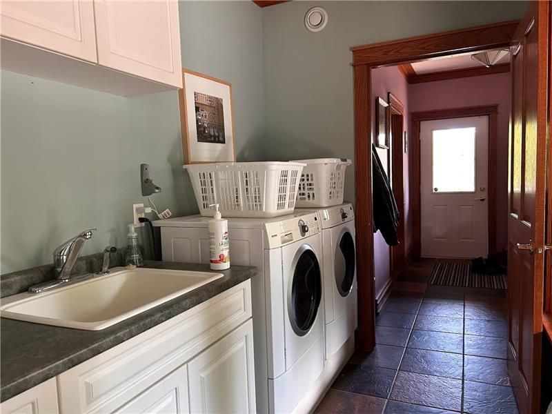 Algoma Lake House Thessalon Cottage Rental GL39357 CottagesInCanada