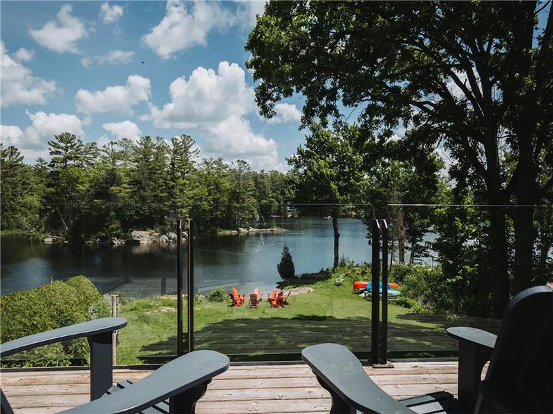 Cozy Sunfilled Cottage w/ Starlink Lakefield Cottage Rental PL