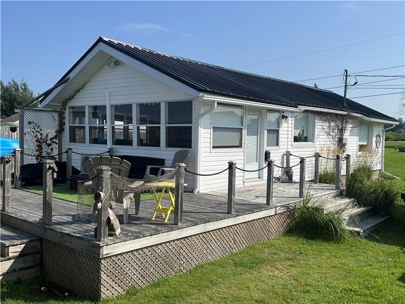 Quaint and cozy beach house GrandeDigue Cottage Rental GL39737