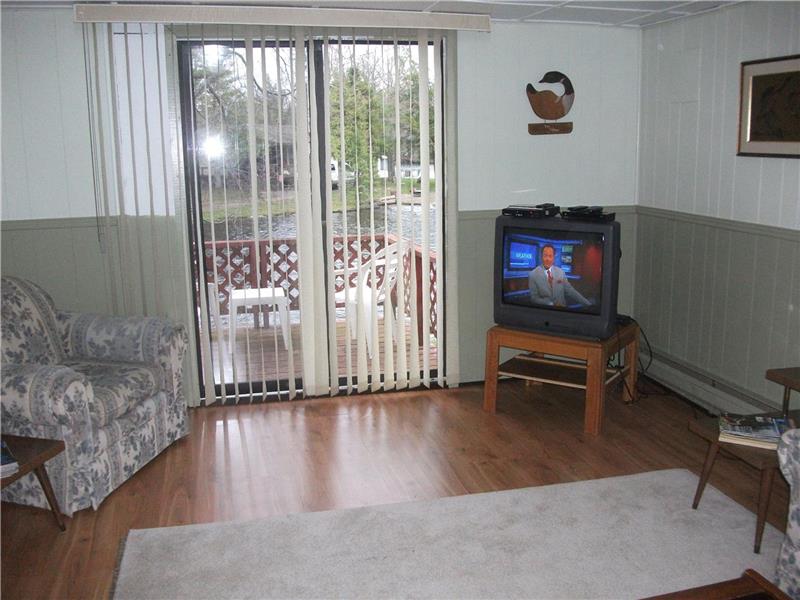 Cottage for rent on Pigeon Lake Bobcaygeon Cottage Rental PL40246