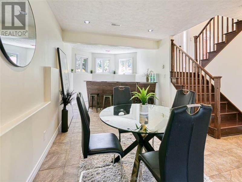 New ListingLakefront Paradise on Skead Cottage Rental DI40466