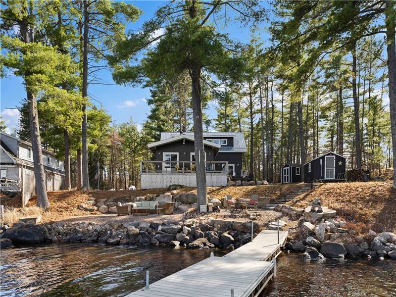 Your forever home on Round Lake, Killaloe Cottage for Sale FS40473