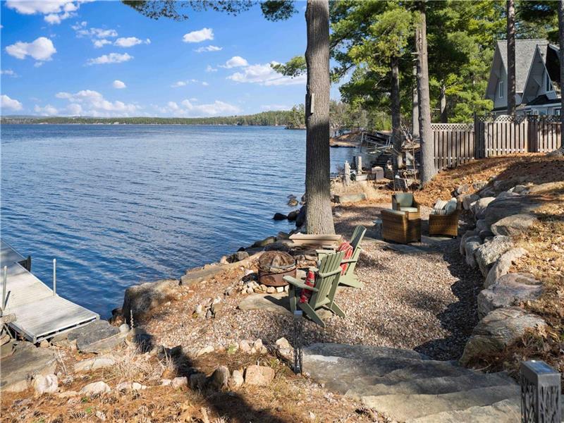 Your forever home on Round Lake, Killaloe Cottage for Sale FS40473