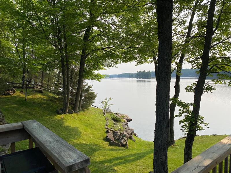 Jack Lake Private South Facing Apsley Cottage Rental DI40552