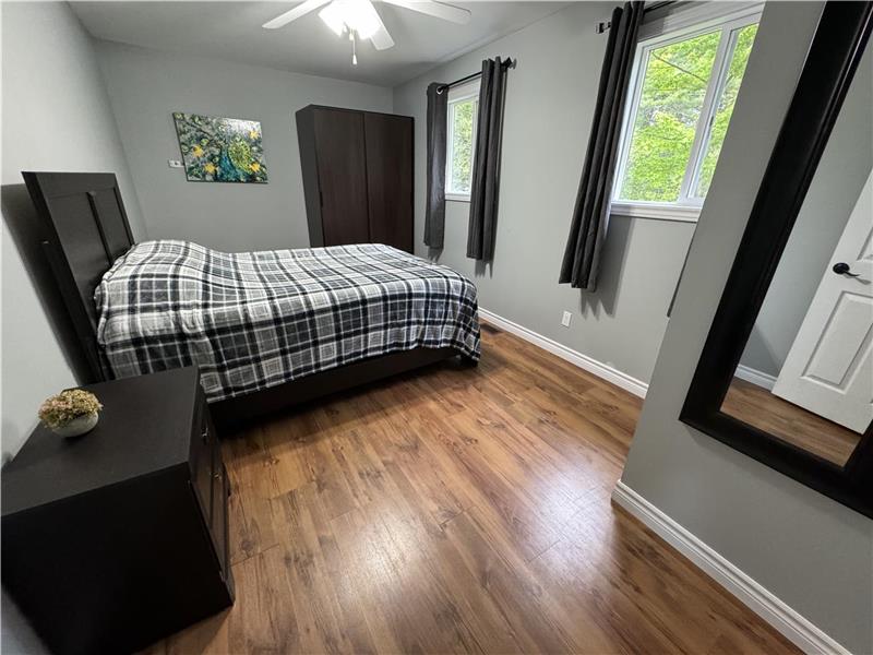 Cottage waterfront on Graham lake* Mallorytown Cottage Rental DI