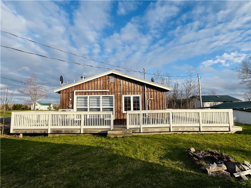 Brule Beach Retreat, Near Tatamagouche Cottage Rental PL40682