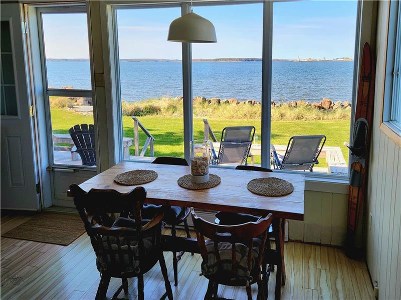 Belle Vue Waterfront Cottage Shediac Cottage Rental GL40763