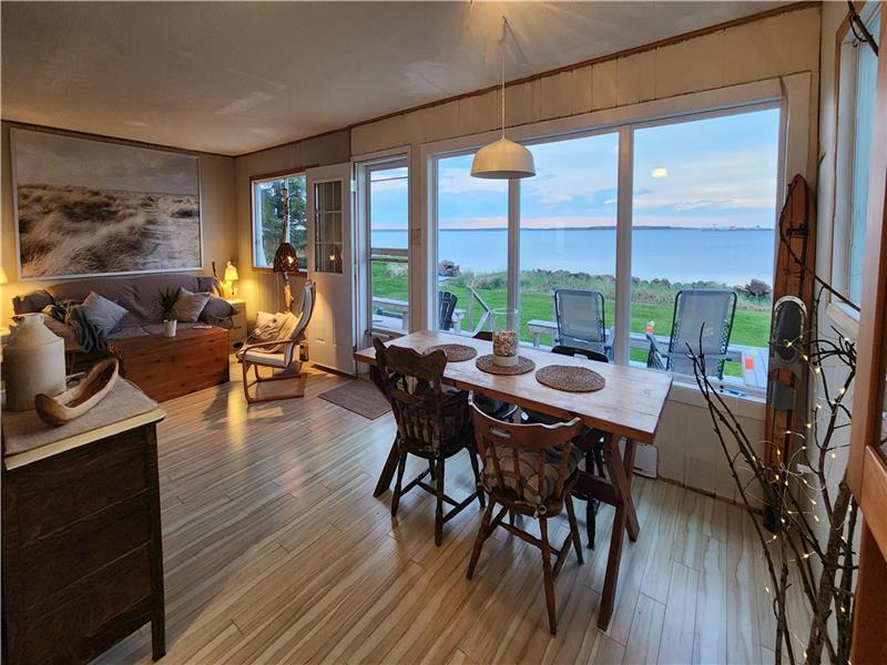 Belle Vue Waterfront Cottage Shediac Cottage Rental GL40763