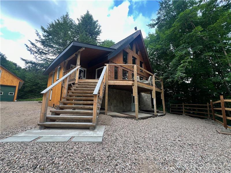 $1,500/WK FOR 2 PPL SLEEPS 12! LAKEVIEW LOG CABIN - ASK ABOUT PAYMENT PLANS FOR 2027 AND DISCOUNTS