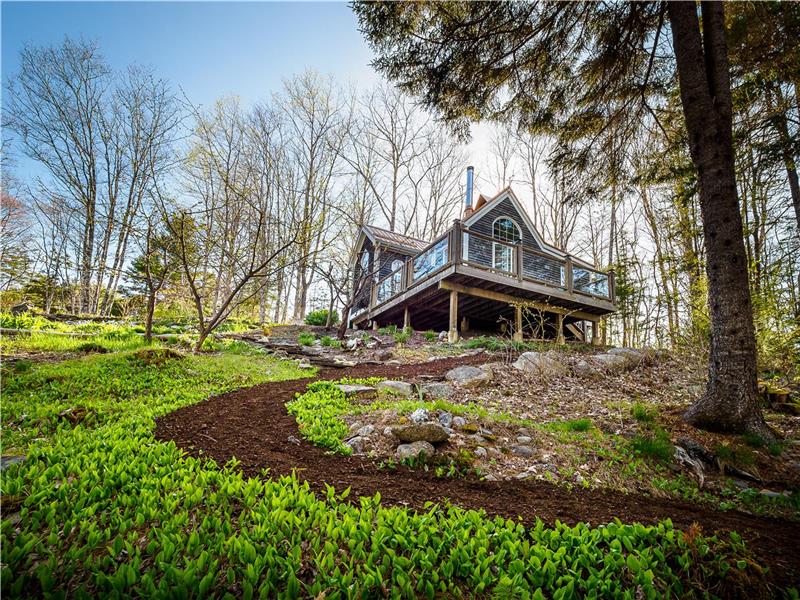 Quiet Riverside Retreat with Indoor - Petite-Riviere-Bridge Cottage ...