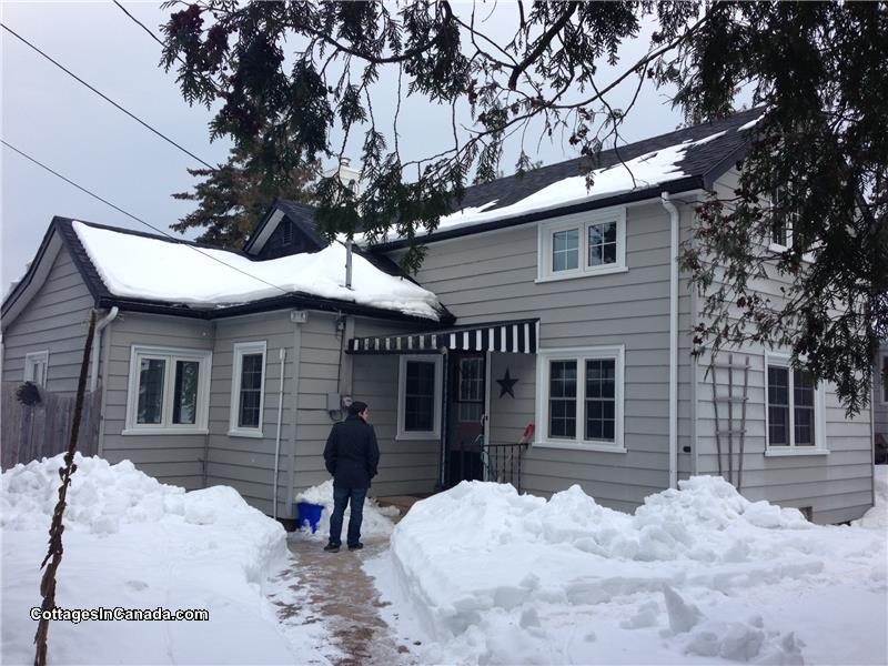 Thornbury Bayshore The Blue Mountains Cottage Rental GL9737