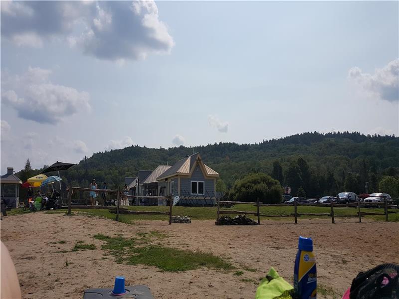 The Bailey House for rentSleeps Calabogie Cottage Rental GL9950