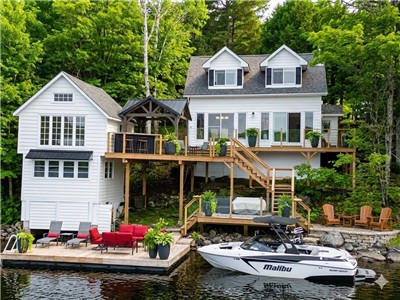 Muskoka Cottage and Boathouse