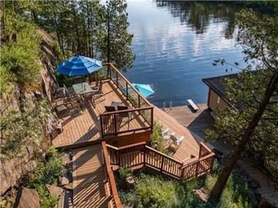 Log home, Sauna, Guest Cottage on L. Rosseau, Waterfall, Boats, Sunsets