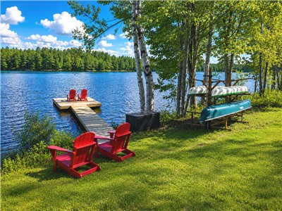 Nouvelle ferme de luxe au bord du lac | 4+ acres privés, rivage de 400 pieds | 2 très grands lits