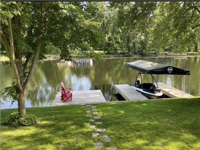 Gorgeous-Modern 4 Season-Severn River Retreat